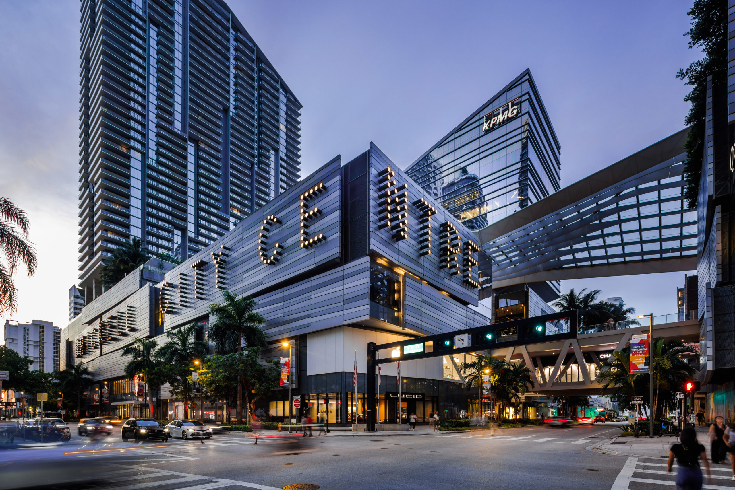 Brickell City Centre Kicks off the Holiday Season with 15 New